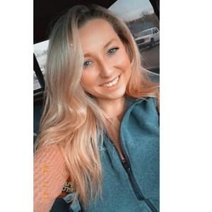 Meet your Posher, Hannah